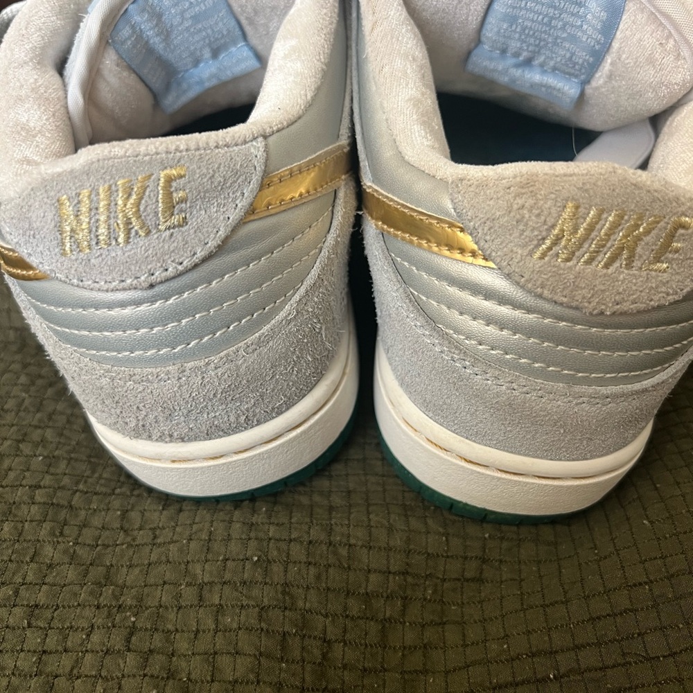 Sean Cliver Nike SB Dunk Low Size 7 1/2 - Picture 6 of 11